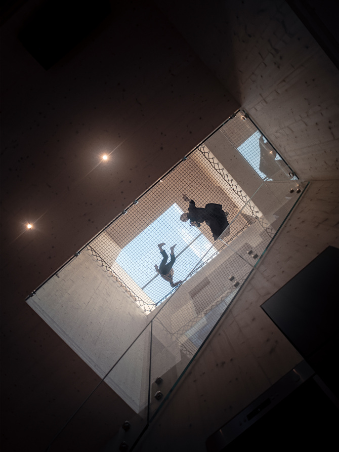 2020_08_29_tk_Meteorite_house_Nikon_765_crop_2048px_670
