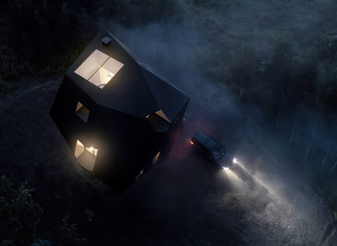 2020_08_29_tk_Meteorite_house_drone_64_crop_2048px_52_670